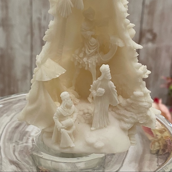 2001 Mark Klaus HSN The Spirit of Christmas Kings from Afar Christmas Ornament - Picture 8 of 16